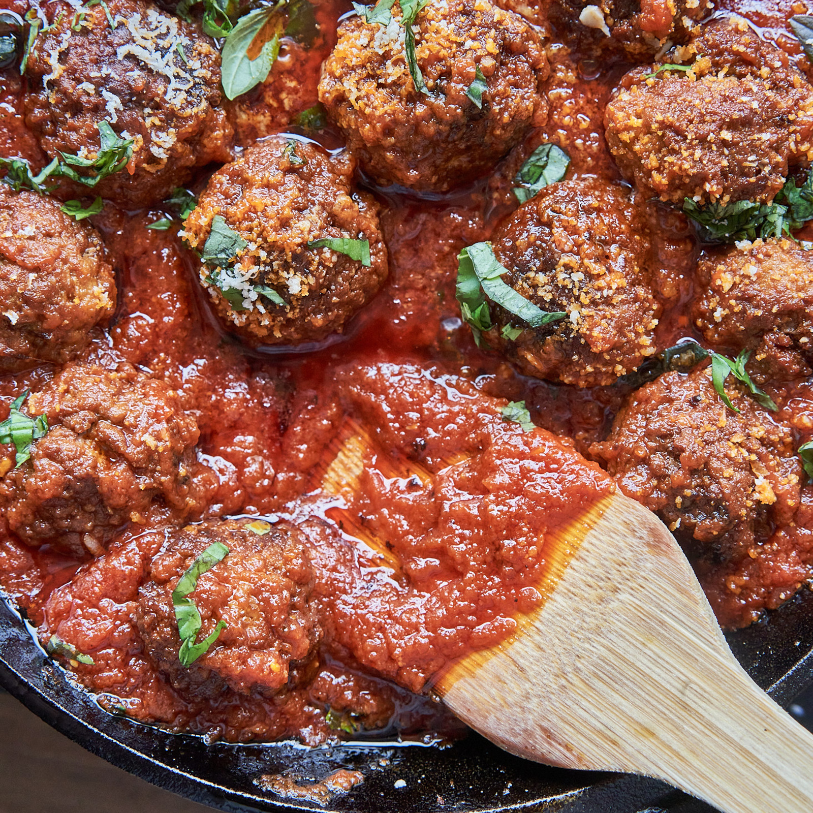 meat balls in sauce
