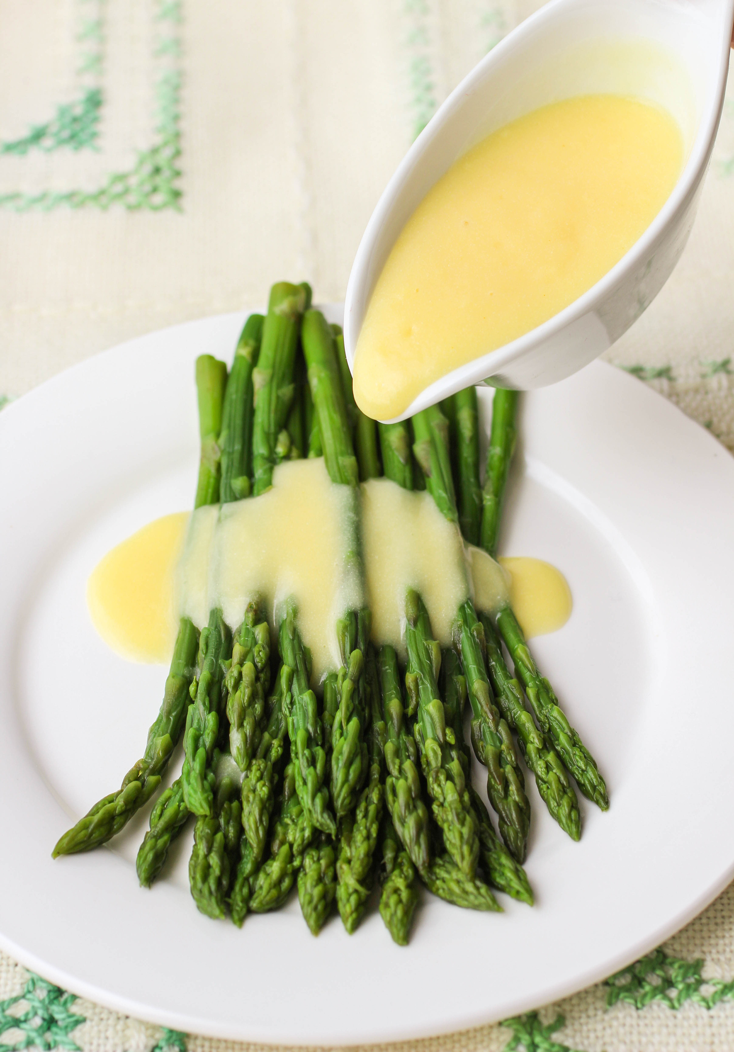 vegan hollandaise sauce