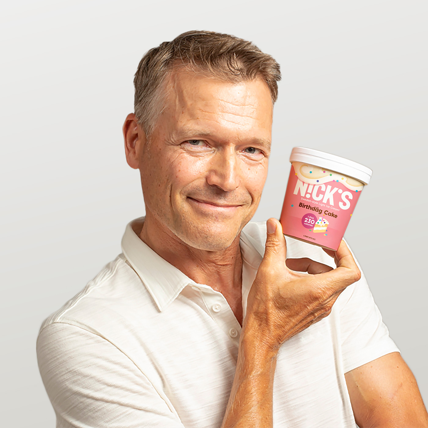 Founder Niclas Lutman posing with ice cream