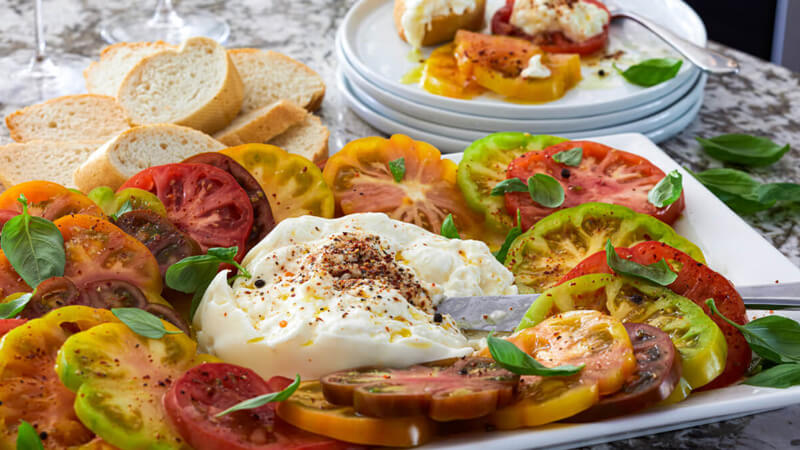 PEACH & BURRATA SALAD | Bristol Farms