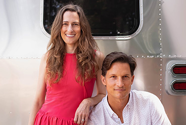Meet The Founders: Danny Olivas and Elizabeth Varnell of Brighter Tonic
