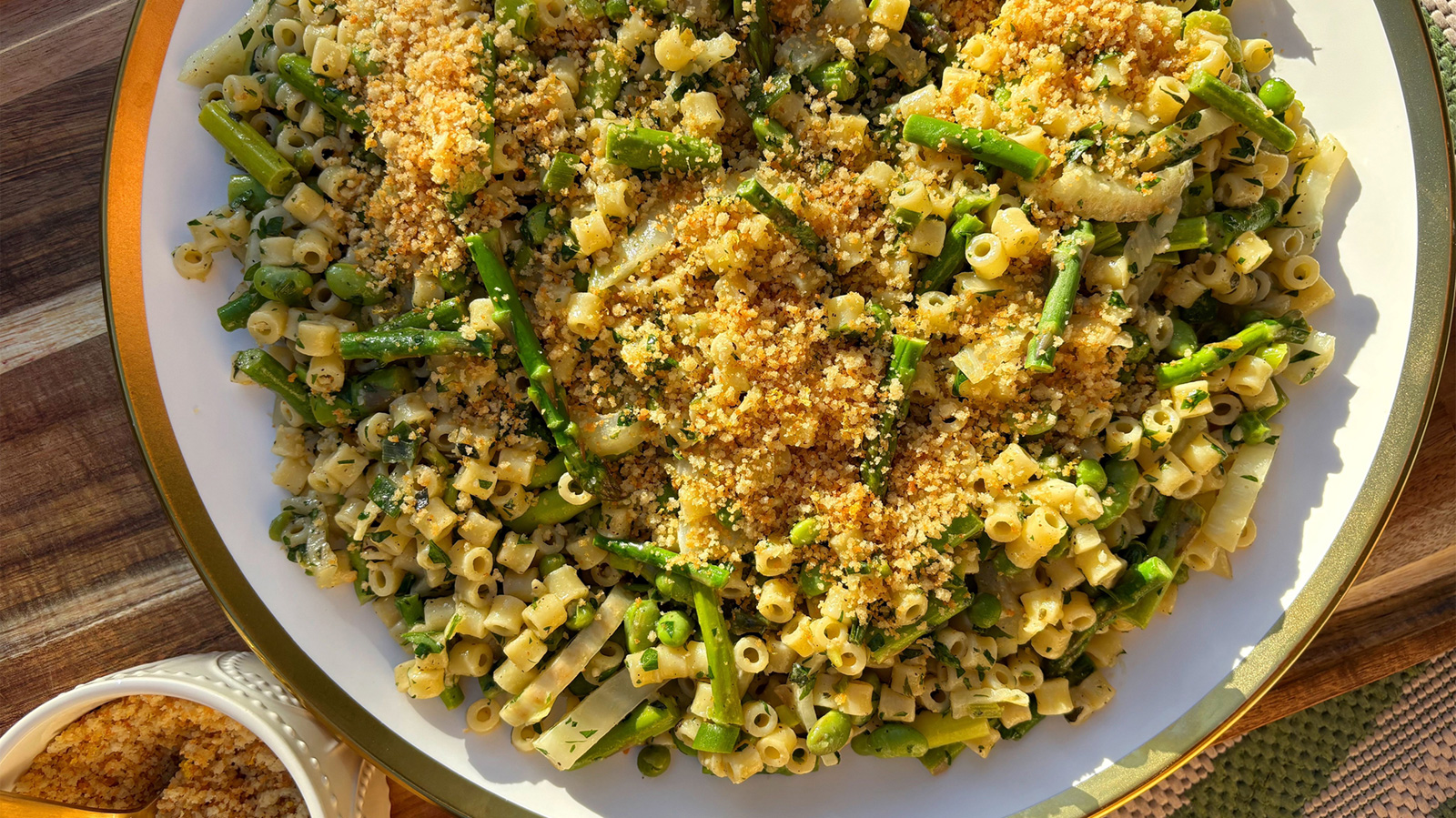 Spring Ditalini Salad With Lemony Breadcrumbs