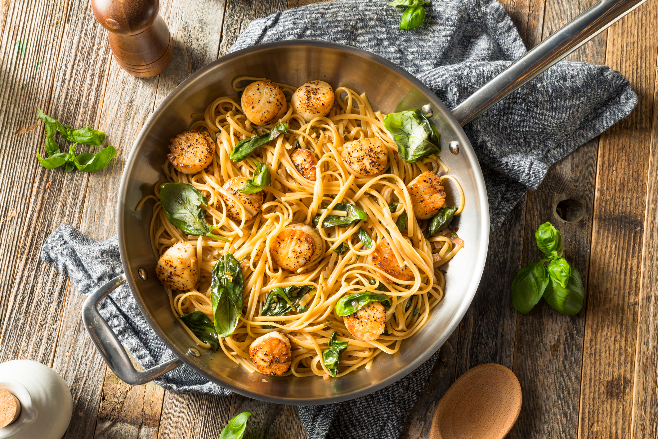 pasta with scallops and spinach 