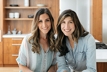 Meet the Founders: Katy Tucker and Lisette Howard of Sunnie