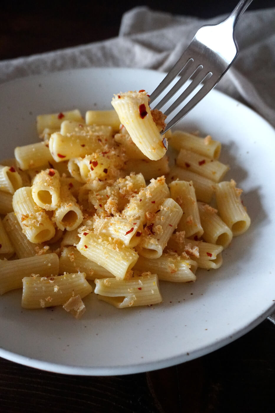 Pasta with breadcrumbs and red pepper flakes