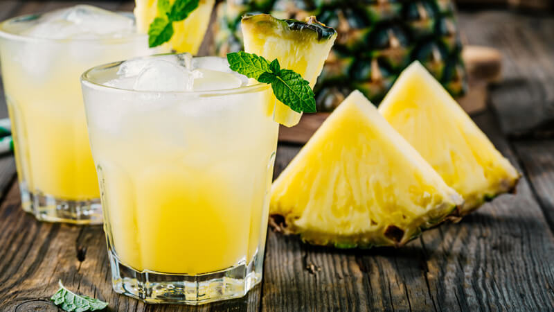 pineapple rum punch
