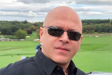 Meet the Founder: Manny Ferreira of Manny’s Ultimate Mixes